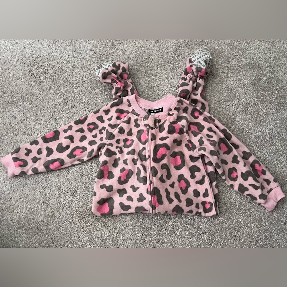 ⭐️ 5/$25 ⭐️ Joe Boxer Pink Fleece Leopard Print Bodysuit 24M